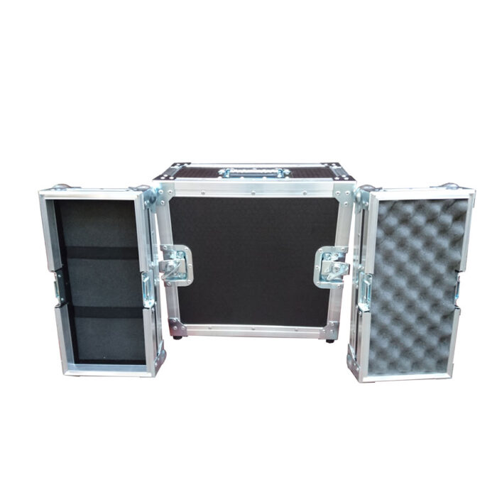 apc-flight-case-image-01-900x900-1-2.jpg