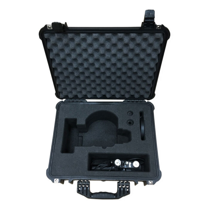 cannon-cn7x17-lens-and-hood-image-02-900x900-1-1.jpg
