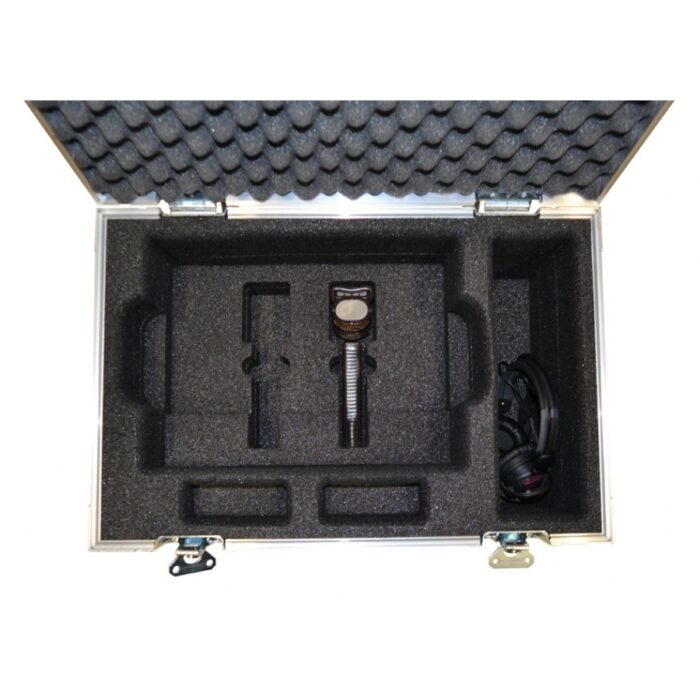 commentatory-dc2012-briefcase-4-900x900-1-1.jpg