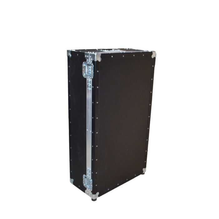custom-flight-case-for-models-with-wheels-small-side2-900x900-1-1.jpeg