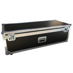 Empty hinged lid briefstyle case with 1 handle end to pull along and 1 handle on front