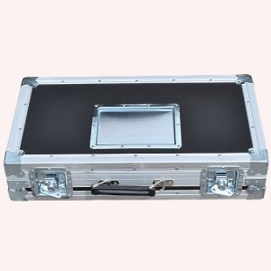 extron-Closed-900×900-1-1.jpg