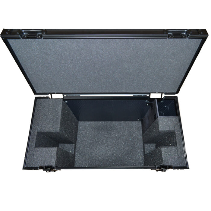 flight-case-benq-27-4k-open-900x900-1-1.jpg
