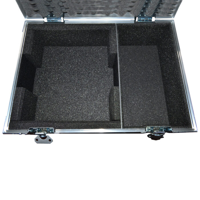 flight-case-triple-headset-lawo-lcu-remotee_03-900x900-1-1.jpeg