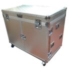 iiyama-monitors-fit-in-the-lid-workstation_03-900x900-1-1.jpg