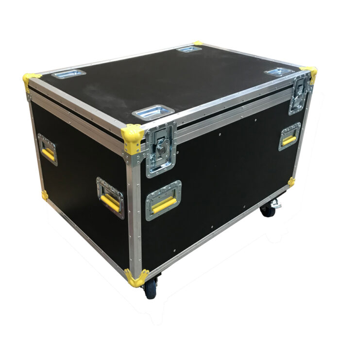 mac5-and-accessories-road-trunk-01-900x900-1-1.jpg