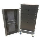 production-case-with-5-drawers-and-table-legs-in-lid_03-900x900-1-1.jpg